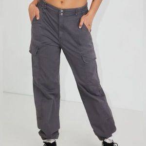 GARAGE BRIANA BUBBLE PANT CARGO GREY